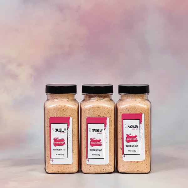 Strawberry Delight Foaming Bath Salt