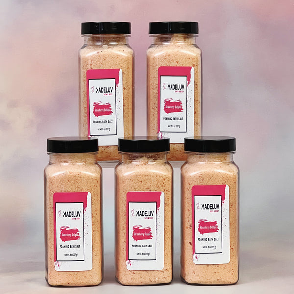 Strawberry Delight Foaming Bath Salt