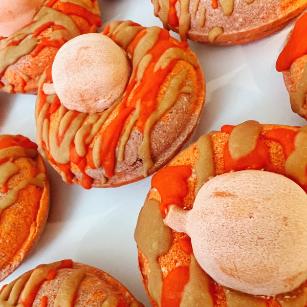 🎃🧇 Pumpkin Pecan Waffle Doughnut Bath Bomb - Madeluv