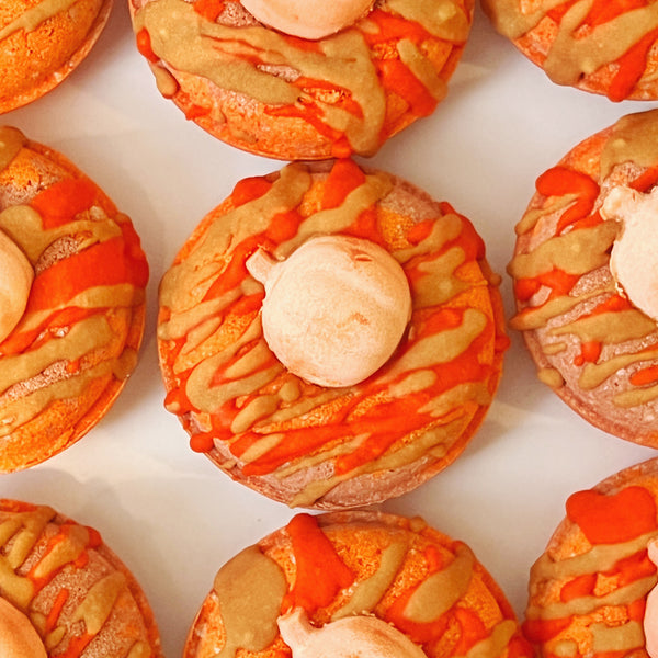 🎃🧇 Pumpkin Pecan Waffle Doughnut Bath Bomb - Madeluv