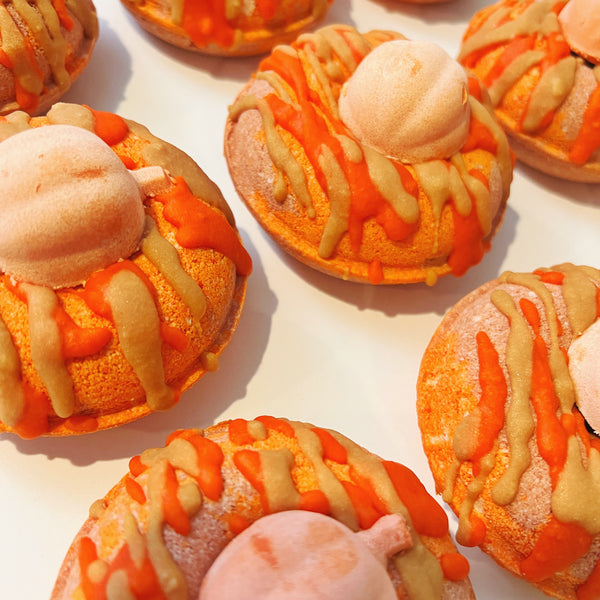 🎃🧇 Pumpkin Pecan Waffle Doughnut Bath Bomb - Madeluv