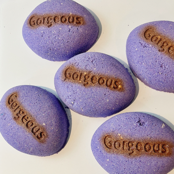 Hey Gorgeous Bath Bomb - Madeluv