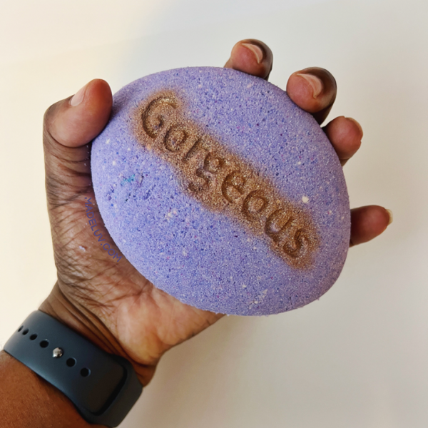 Hey Gorgeous Bath Bomb - Madeluv