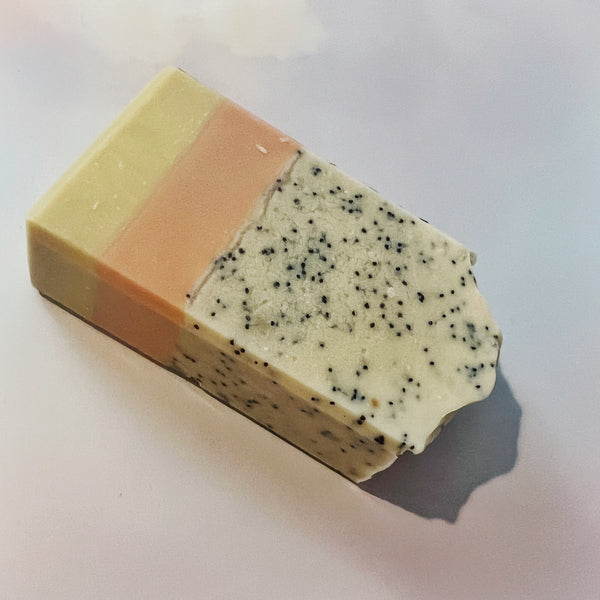 7 oz Berry Blossom Cold Process Soap - Madeluv
