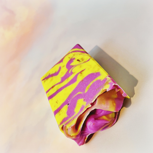 6 oz Calendula Honeysuckle Cold Process Soap - Madeluv